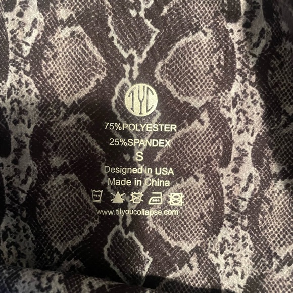 Til You Collapse Womens Leggings - Picture 8 of 8